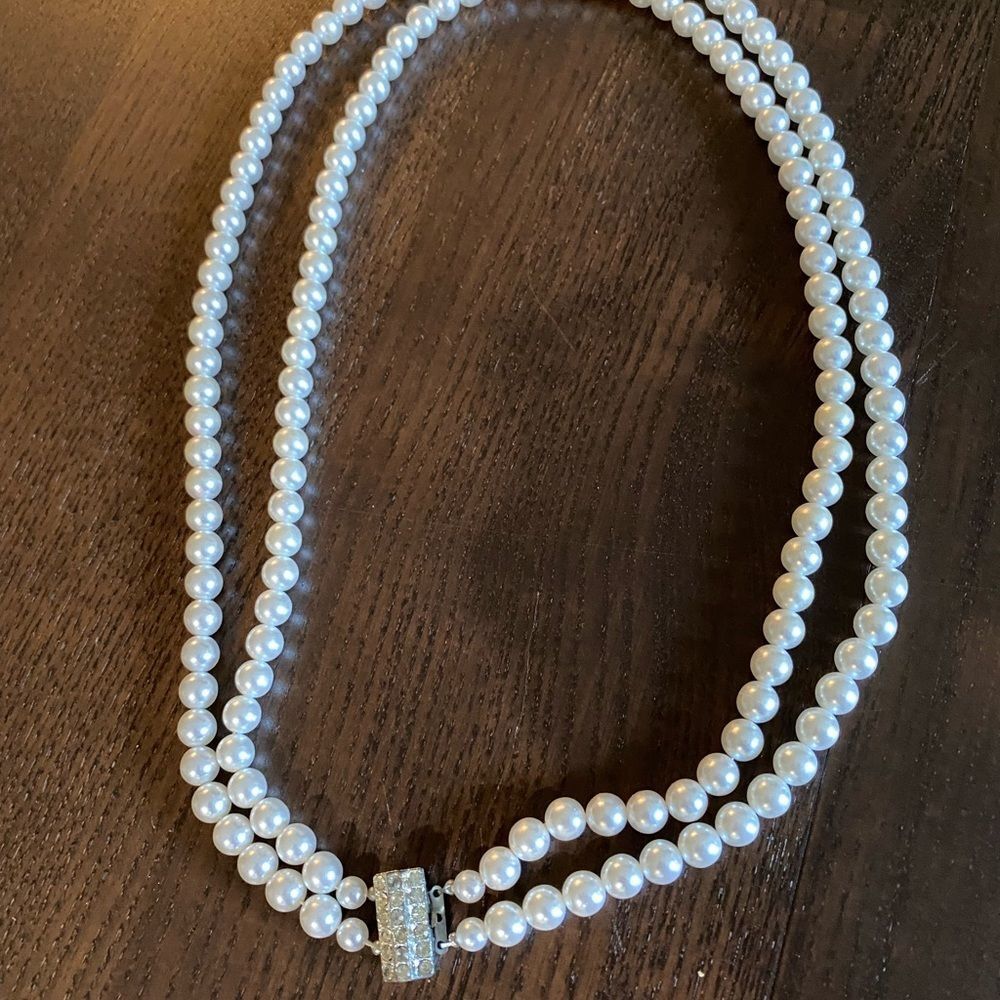 Vintage 10” Pearls